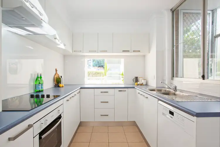 Third view of Homely apartment listing, 2/5 Westminster Avenue, Dee Why NSW 2099