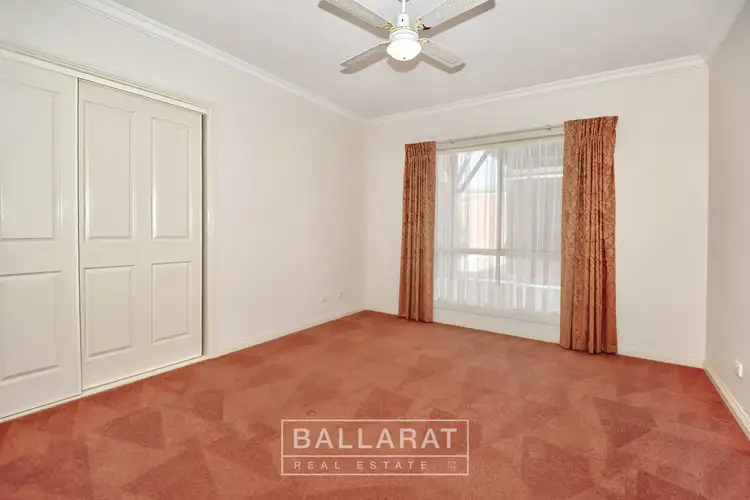 Fifth view of Homely unit listing, 2/16 East Field Street, Maryborough VIC 3465