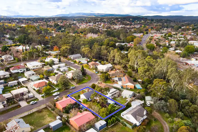 Second view of Homely house listing, 4 Douglas Crescent, Castlemaine VIC 3450