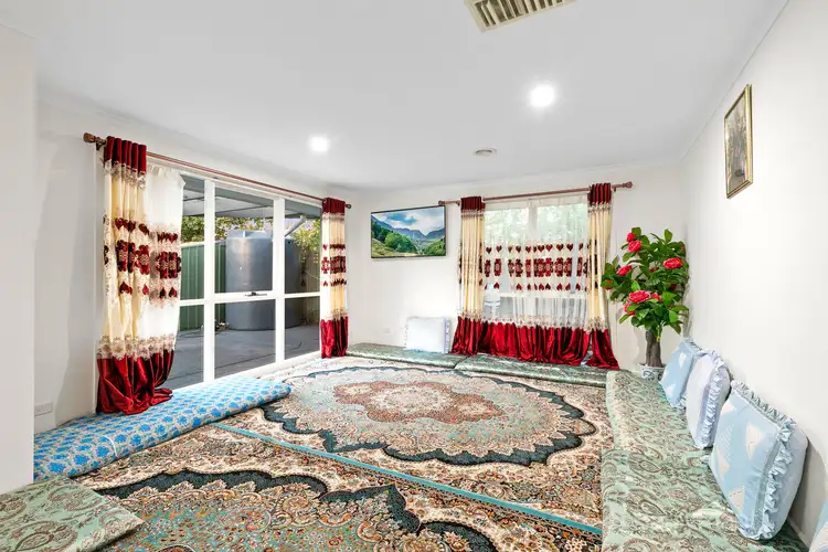 Sixth view of Homely house listing, 8 Maria Court, Cranbourne North VIC 3977