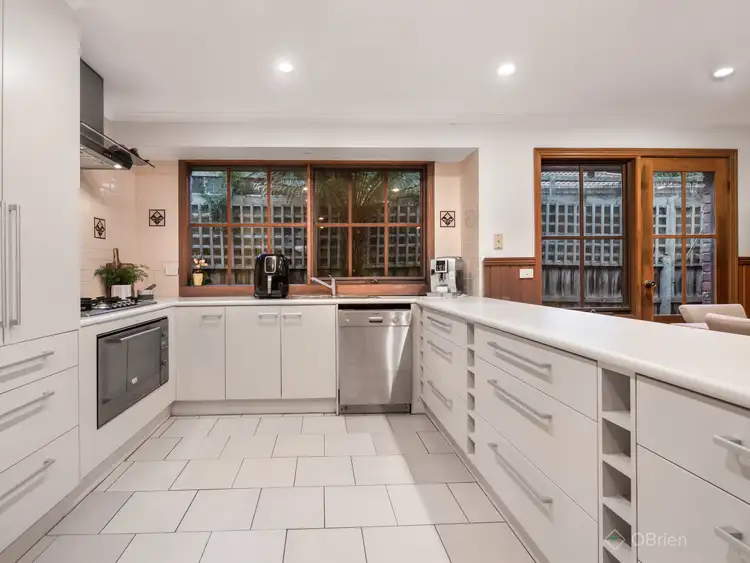 Fifth view of Homely house listing, 4 Shannon Way, Berwick VIC 3806