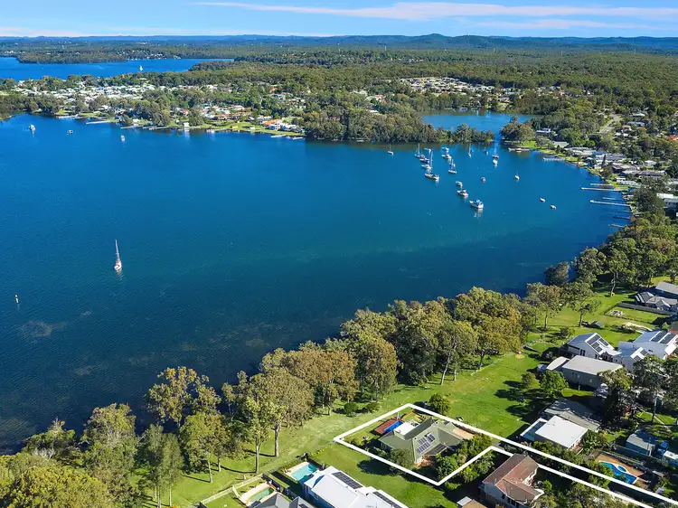 58 Bulgonia Road, Brightwaters NSW 2264