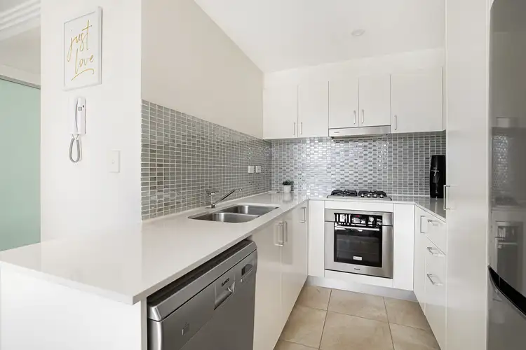 Third view of Homely unit listing, 102/822 Pittwater Road, Dee Why NSW 2099