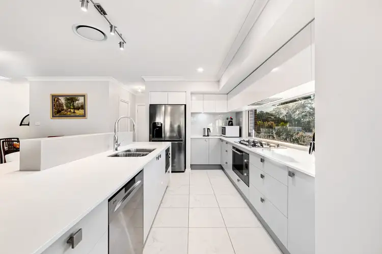 2/72 Newling Street, Lisarow NSW 2250