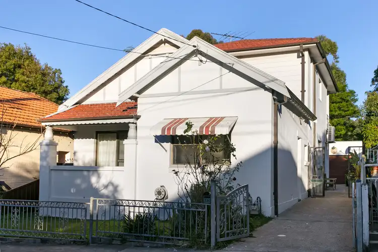 36 Florence Street, St Peters NSW 2044