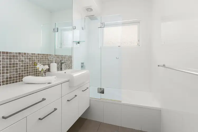 Fifth view of Homely apartment listing, 7/1 Hawkesbury Avenue, Dee Why NSW 2099