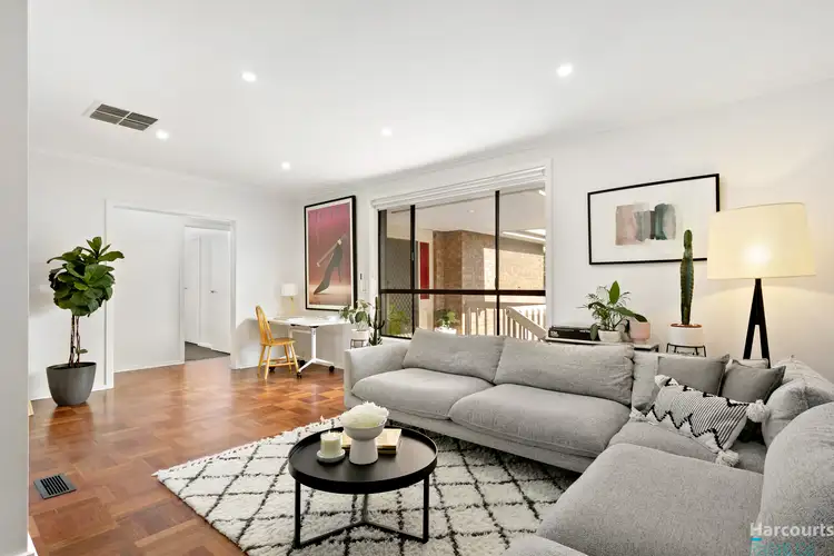 Second view of Homely house listing, 5 Lindley Court, Thomastown VIC 3074