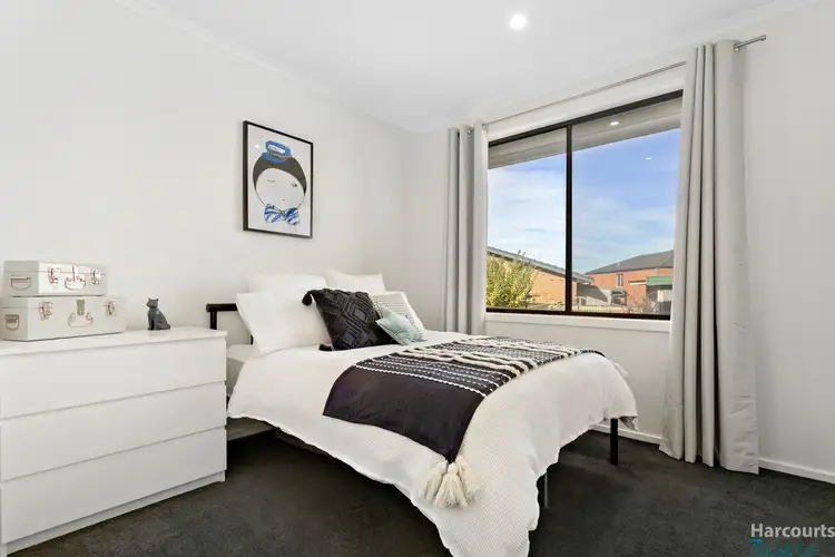 Sixth view of Homely house listing, 5 Lindley Court, Thomastown VIC 3074