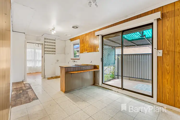 Fifth view of Homely house listing, 4 Chestnut Drive, St Albans VIC 3021