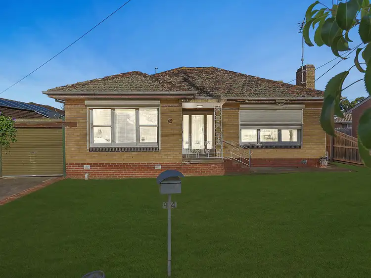 94 Ballarat Road, Hamlyn Heights VIC 3215