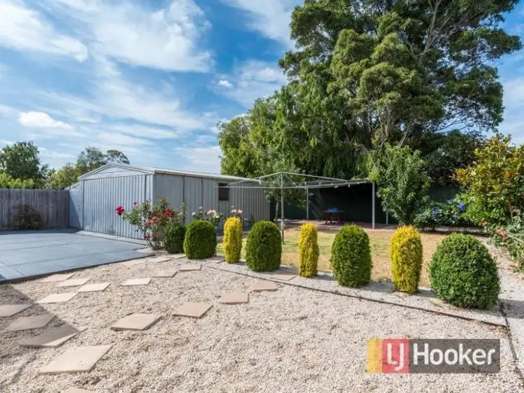 Seventh view of Homely house listing, 42 Thomas Crescent, Cranbourne VIC 3977