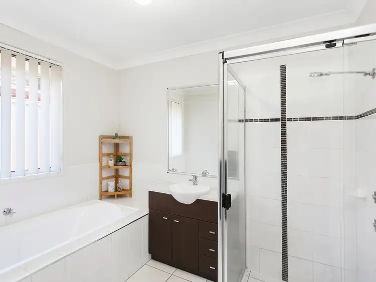 Fifth view of Homely house listing, 34 Irving Court, Hamlyn Terrace NSW 2259