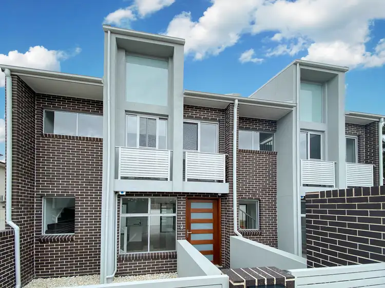 2/35 Kirkham Avenue, Auburn NSW 2144