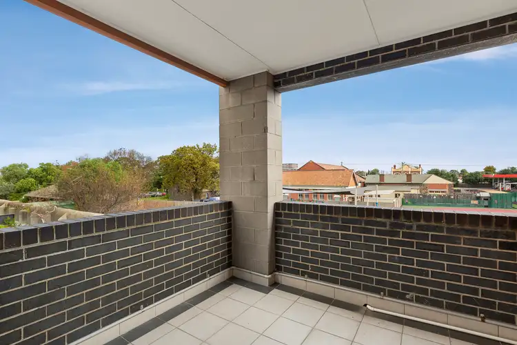 Sixth view of Homely apartment listing, 32/3 Wardens Walk, Coburg VIC 3058