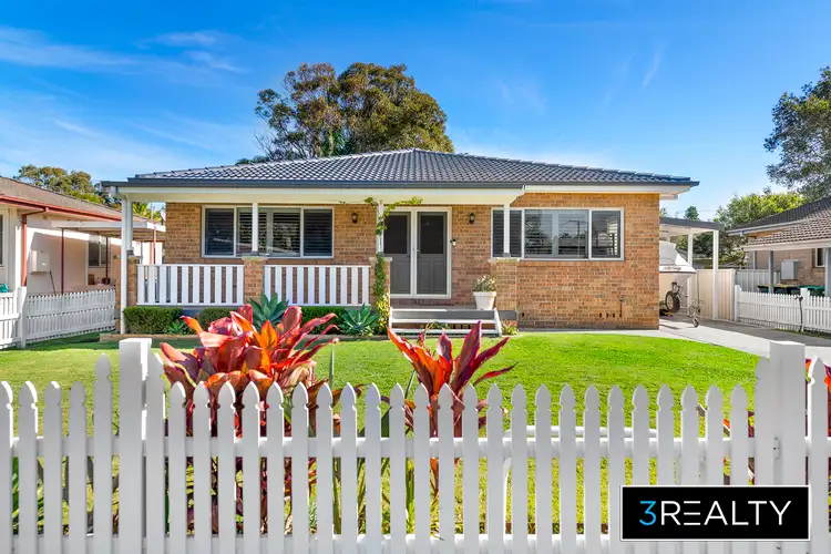 175 Macquarie Grove, Caves Beach NSW 2281