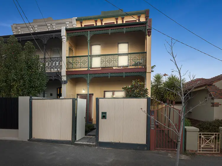 17 Byron Street, Elwood VIC 3184