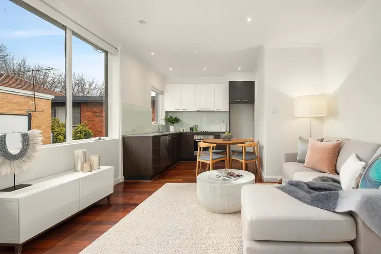 Second view of Homely apartment listing, 6/16 Gordon Avenue, Elwood VIC 3184