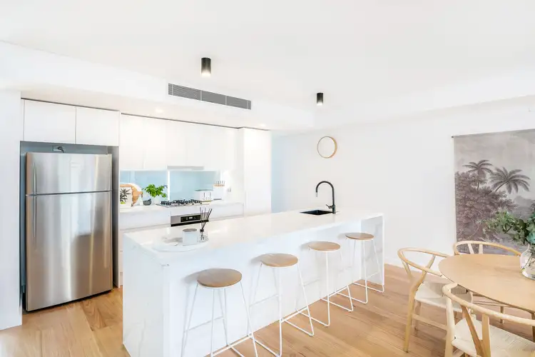 Fourth view of Homely townhouse listing, 2/32 Seaview Street, Cronulla NSW 2230