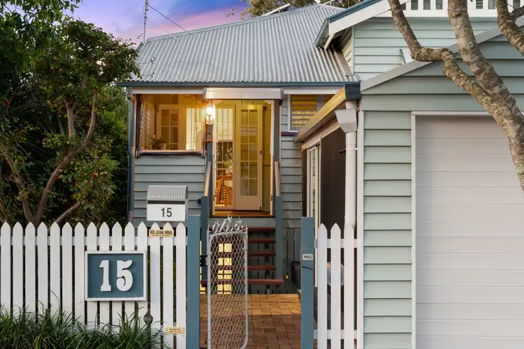 15 Parry Street, Bulimba QLD 4171