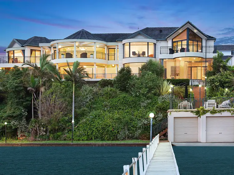 39-41 Caroline Street, East Gosford NSW 2250