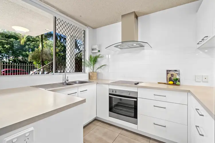 Fourth view of Homely unit listing, 2/21 Dixon Street, Coolangatta QLD 4225