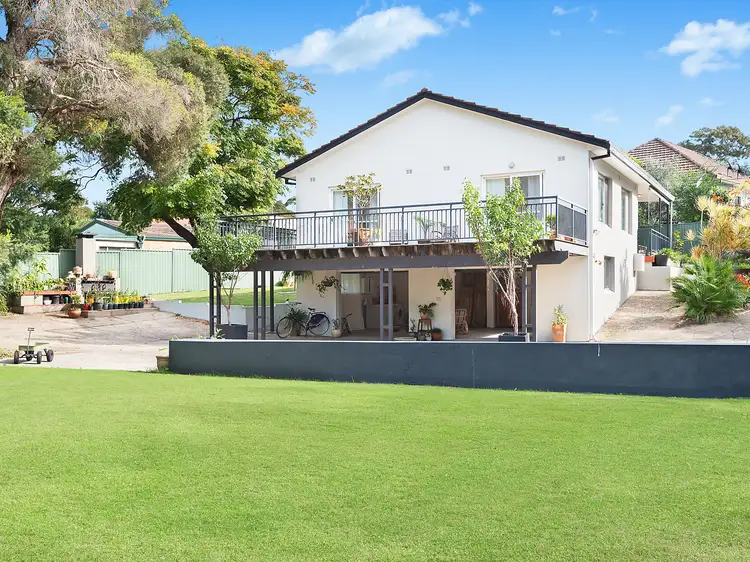 8B Nelson Road, Earlwood NSW 2206
