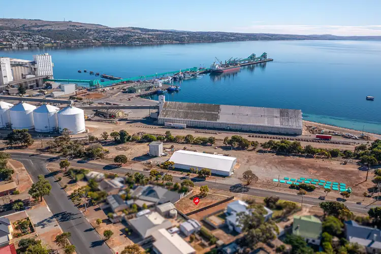 6 Queen Street, Port Lincoln SA 5606
