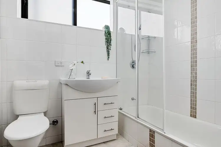 Sixth view of Homely house listing, 4 Ryder Court, Mount Waverley VIC 3149