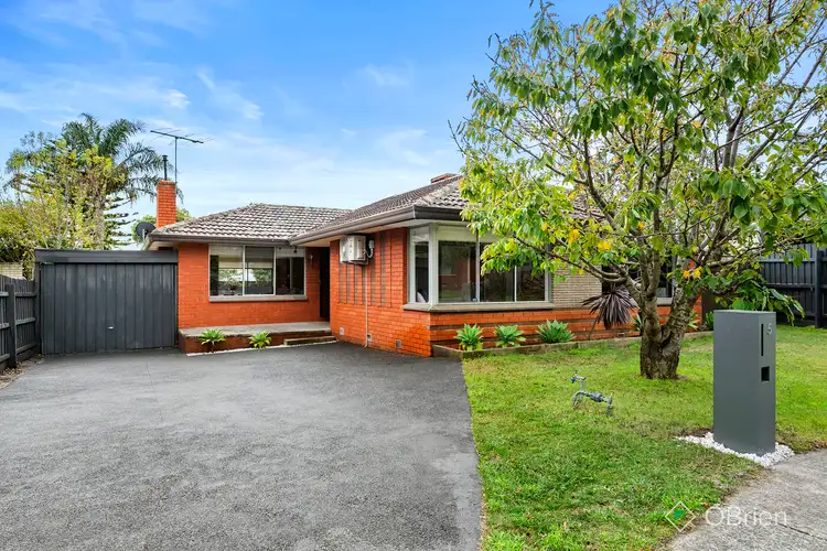 5 Merlin Court, Frankston VIC 3199