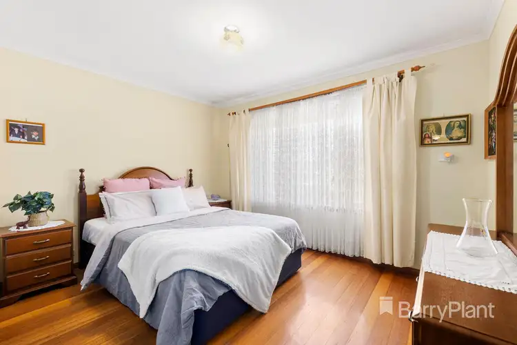 Fifth view of Homely house listing, 21 Ruthven Crescent, Lalor VIC 3075
