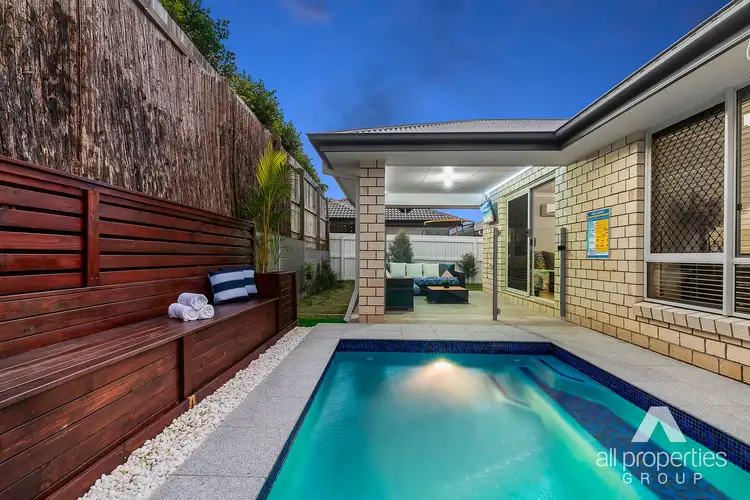 30 Mount Barney Crescent, Park Ridge QLD 4125