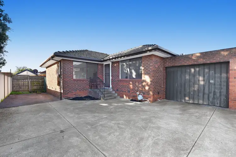 Main view of Homely unit listing, 2/24 Henty Street, Reservoir VIC 3073