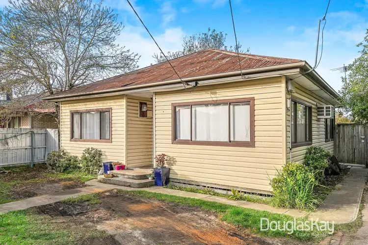 16 Yallourn Street, Ardeer VIC 3022