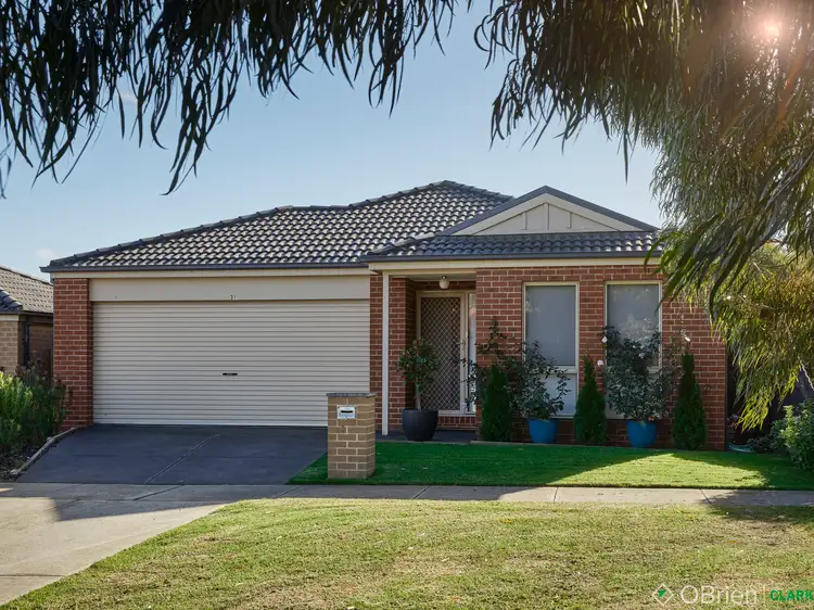 Main view of Homely unit listing, 31 Shakespeare Court, Drouin VIC 3818