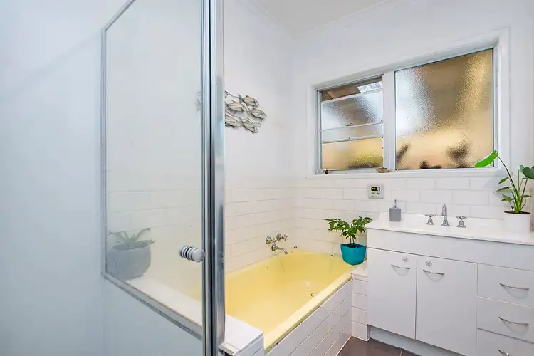 Sixth view of Homely house listing, 2 Wando Court, Portland VIC 3305