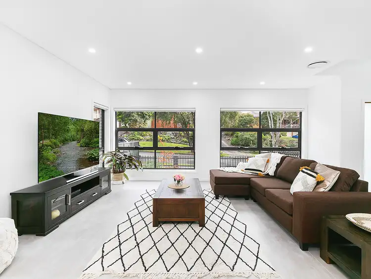 Fourth view of Homely house listing, 8 Kempe Parade, Kings Langley NSW 2147