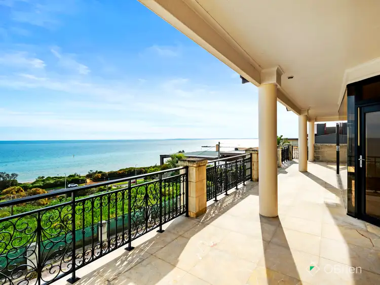 32 Cliff Road, Frankston VIC 3199