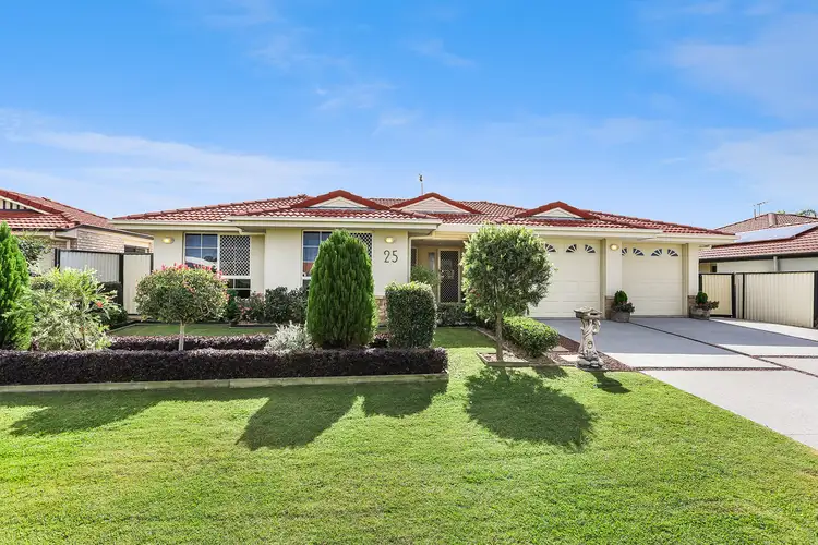 25 Clovelly Place, Sandstone Point QLD 4511