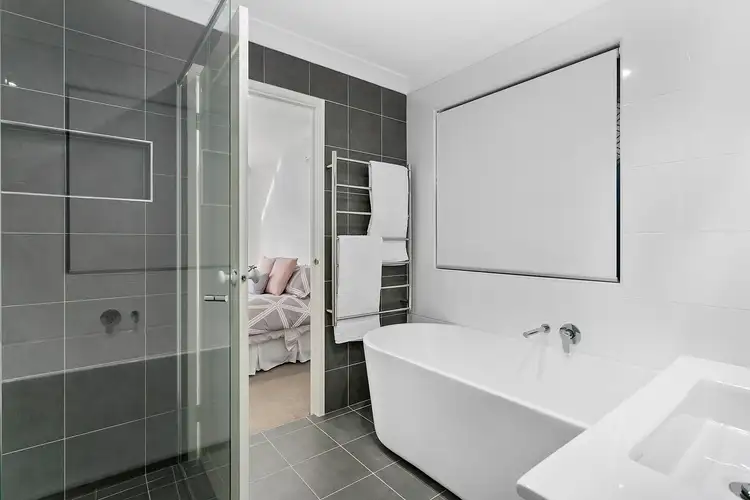 Sixth view of Homely villa listing, 2/108 Railway Crescent, Jannali NSW 2226