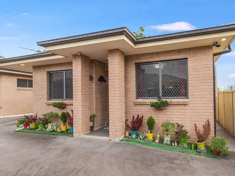 59a Oramzi Road, Girraween NSW 2145