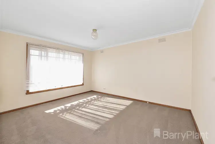 Fifth view of Homely house listing, 195 Broadhurst Avenue, Reservoir VIC 3073