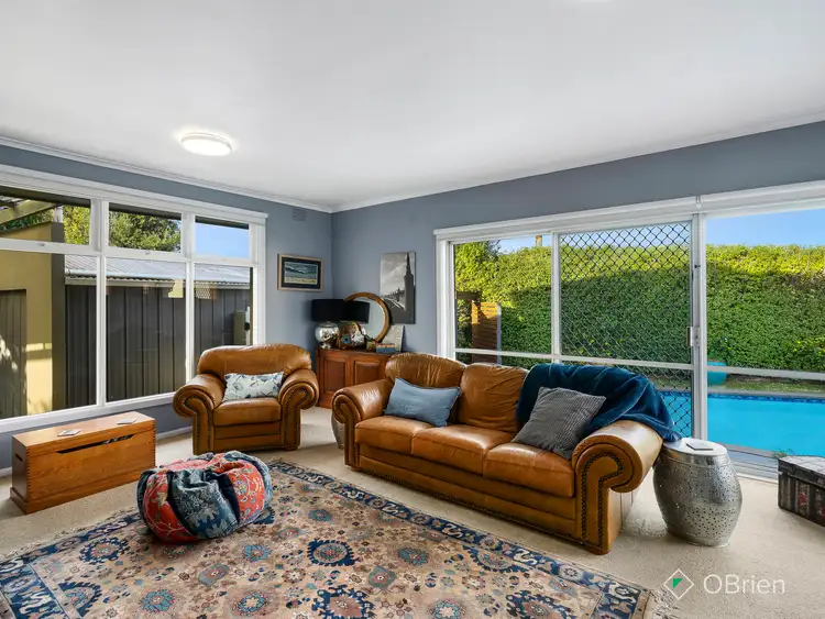 Second view of Homely house listing, 6 Rio Vista Court, Cheltenham VIC 3192