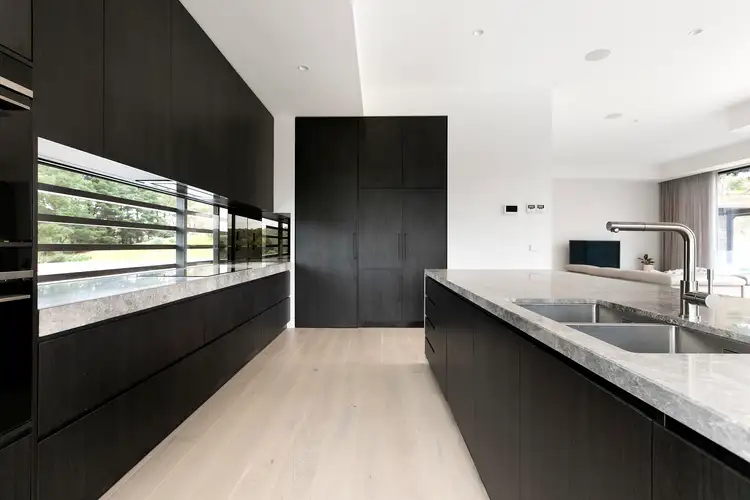 Fifth view of Homely house listing, 3 Kern Place, Donvale VIC 3111