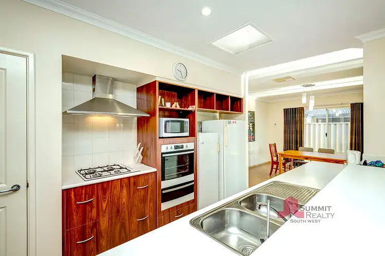 Sixth view of Homely house listing, 7 Sepia Approach, Dalyellup WA 6230