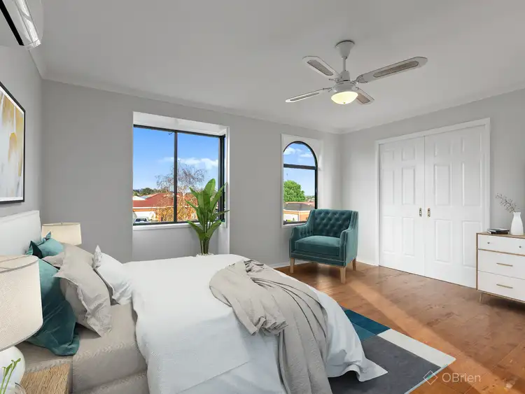 Second view of Homely house listing, 5 Ainsleigh Court, Narre Warren VIC 3805