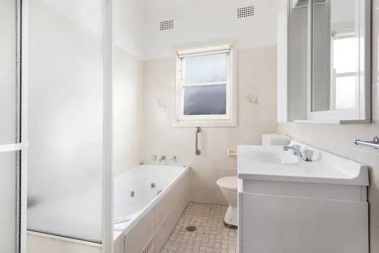 Fourth view of Homely house listing, 7 Woodford Crescent, Heathcote NSW 2233