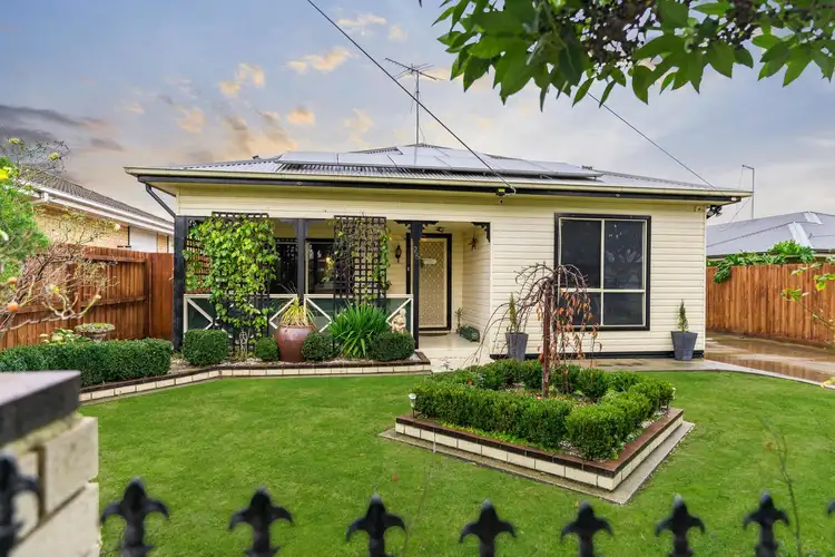 25 Wendover Avenue, Norlane VIC 3214