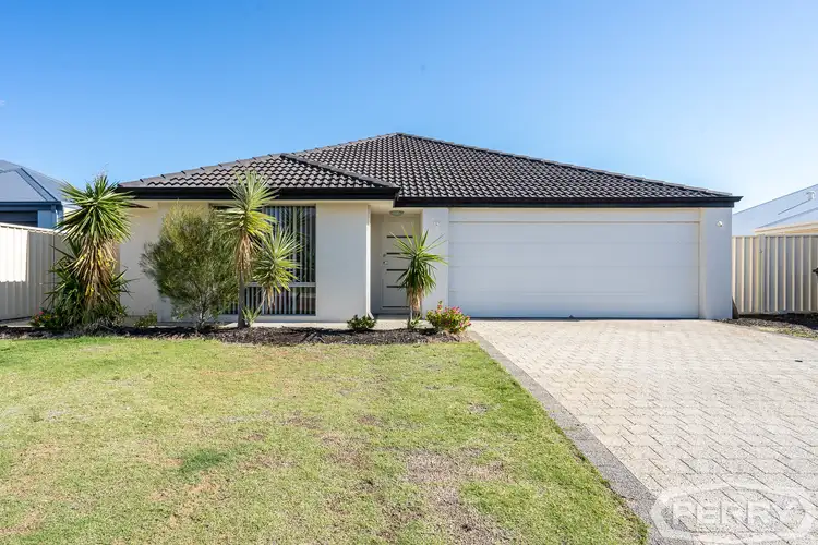 17 Benooka Grange, Lakelands WA 6180