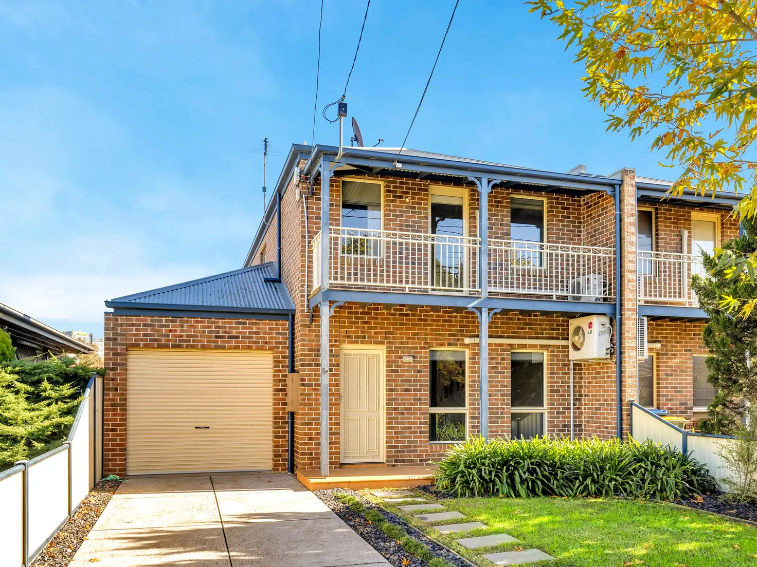 Main view of Homely townhouse listing, 2B Cattanach Crescent, Werribee VIC 3030