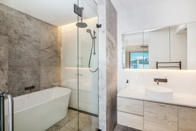 Sixth view of Homely townhouse listing, 4d Bate Bay Road, Cronulla NSW 2230